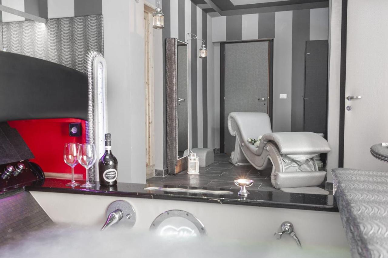 Spa B&B Roma D'Autore Il Nido D'Amore Dış mekan fotoğraf