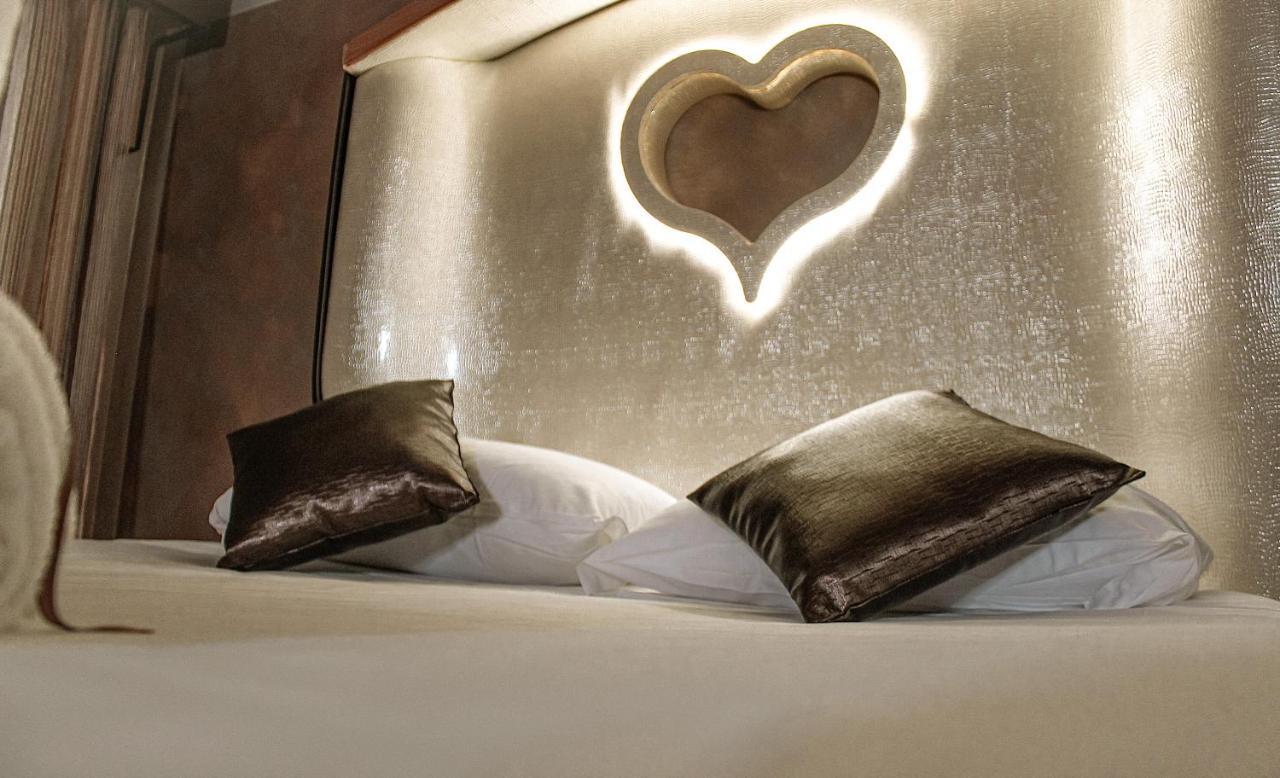 Spa B&B Roma D'Autore Il Nido D'Amore Dış mekan fotoğraf