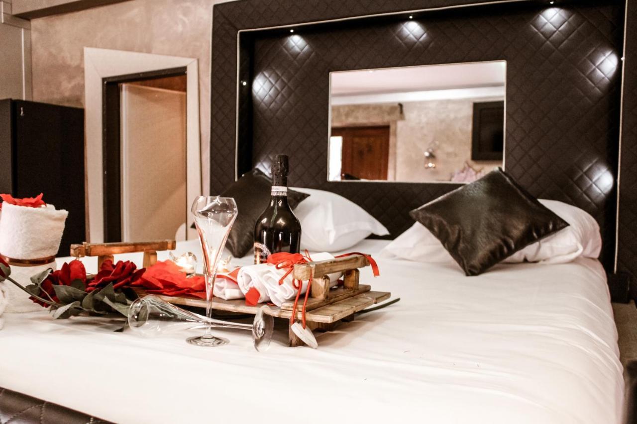 Spa B&B Roma D'Autore Il Nido D'Amore Dış mekan fotoğraf